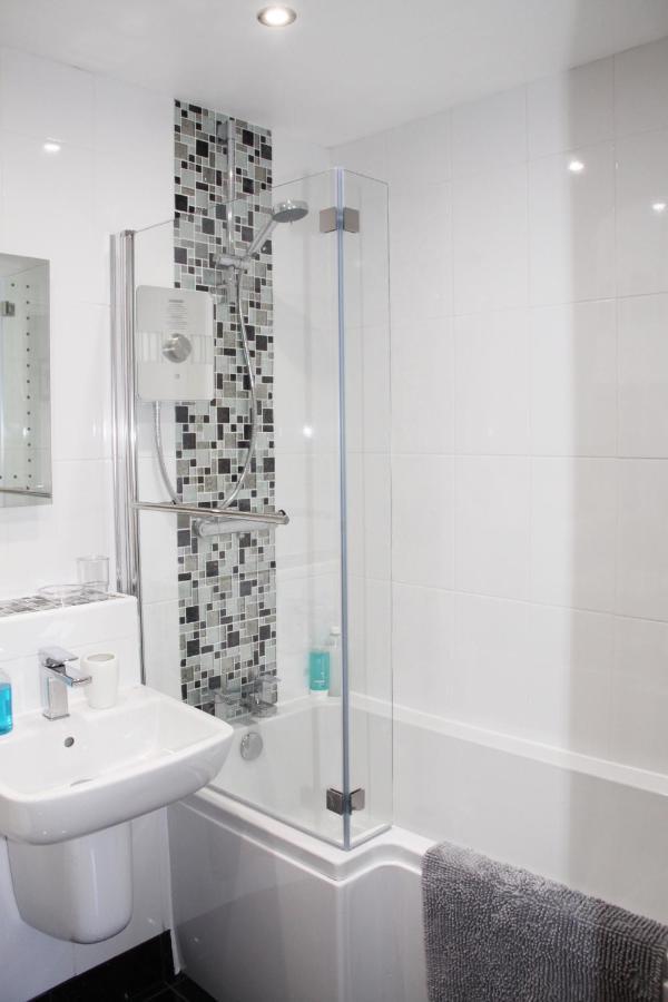City Centre Town House With Riverside Views And Free Parking 1Bak York Extérieur photo