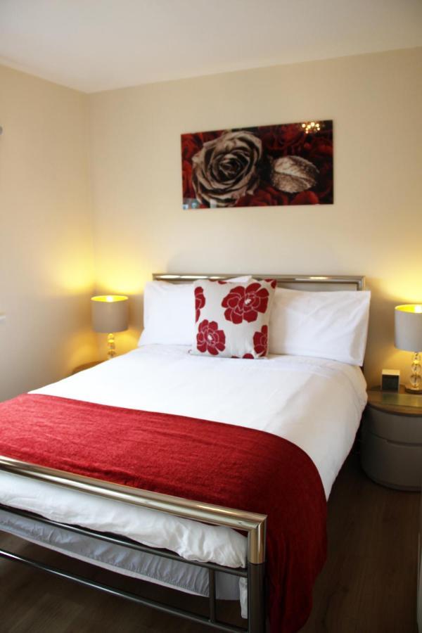 City Centre Town House With Riverside Views And Free Parking 1Bak York Extérieur photo